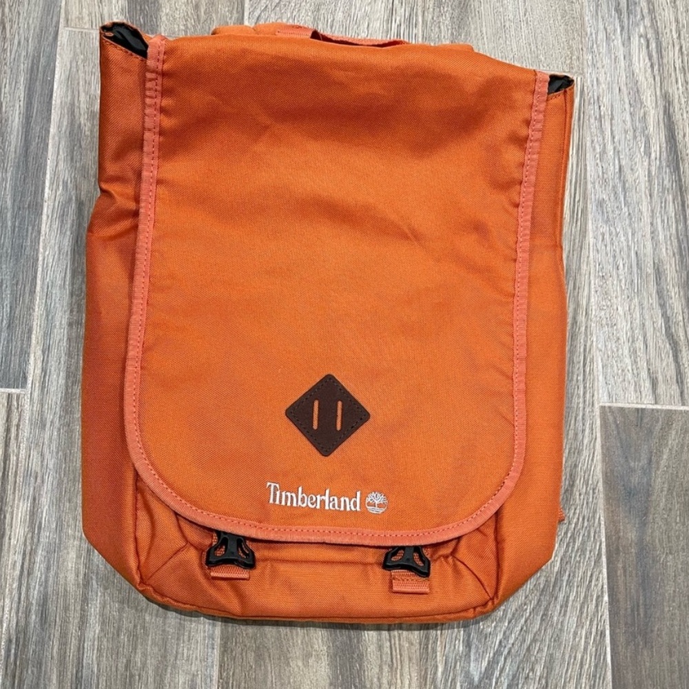 Timberland Orange Backpack
✨HOST PICK✨